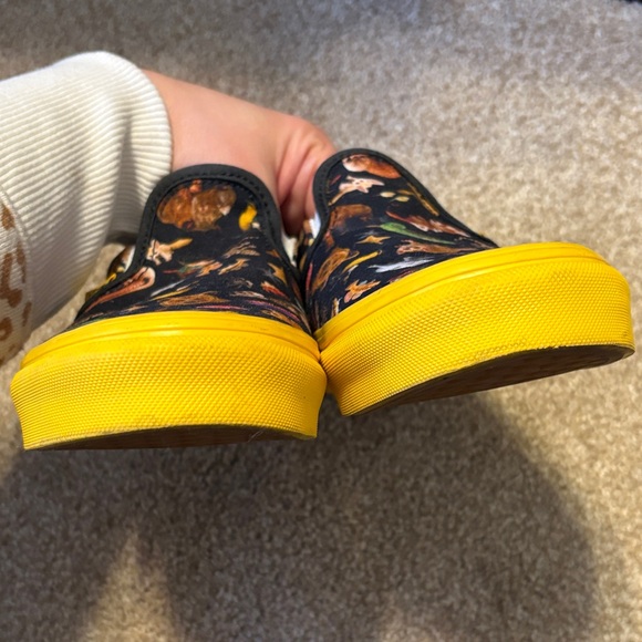 Vans x National Geographic Joel Sartore Junior Size 6.5 / Euro 38.5 Vans - Picture 2 of 10